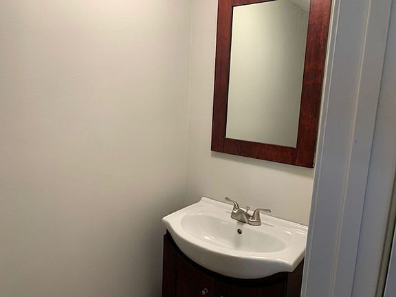 4th image of 1865 Poplar Woods Cir E