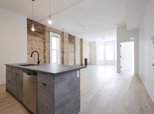 326 S Racine Ave #3N, Chicago, IL 60607