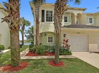 4340 Emerald Vis, Lake Worth, FL 33461
