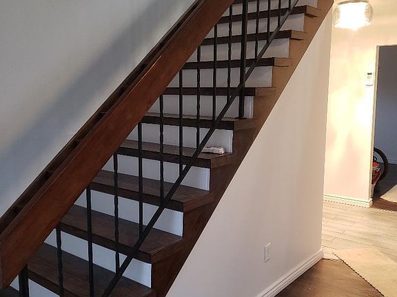 4th image of 1332 Sequoia Dr #4