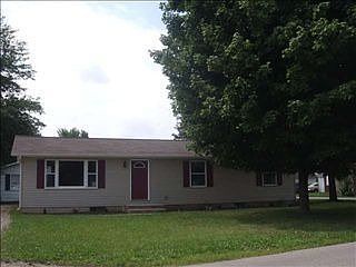5th image of 210 E Wilden Ave