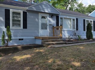 8000 W 60th Ter, Overland Park, KS 66202