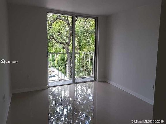 2nd image of 1720 NW North River Dr APT 405