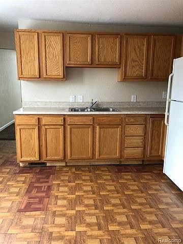 2nd image of 13113 Saint Andrews Ave