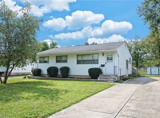 5702 Vickie Ln, Bedford Heights, OH