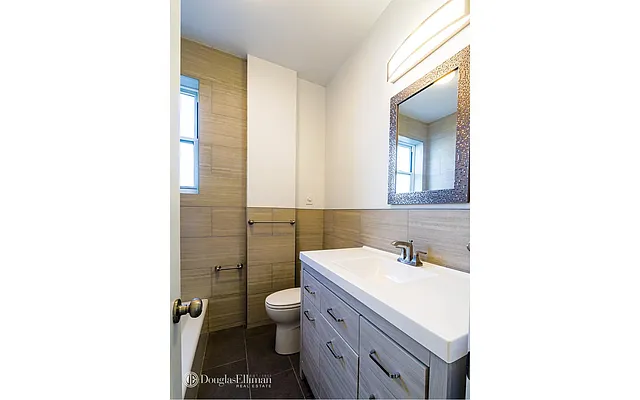 Sold by Douglas Elliman | media 21