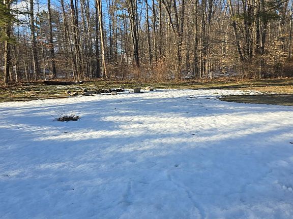 2nd image of 140 Sidetrack Road