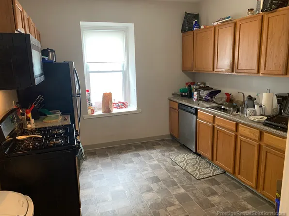 178 Bigelow St Floor 2, Brighton, MA 02135