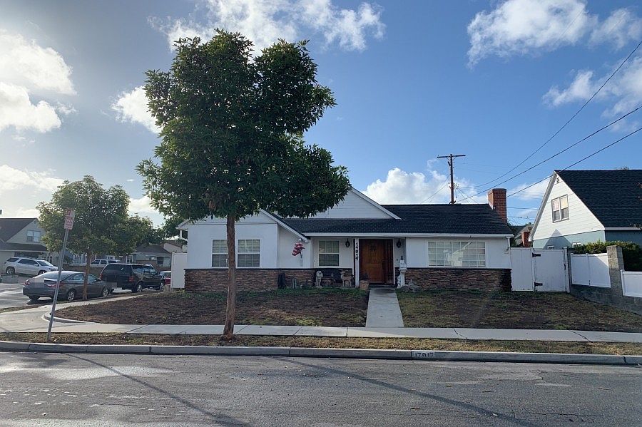 1st image of 17917 Florwood Ave