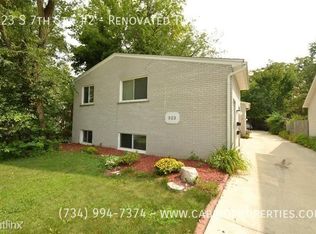 923 S 7th St APT 2, Ann Arbor, MI 48103