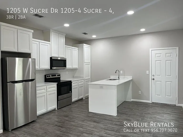 1205 W Sucre Dr #4 — Photo 3