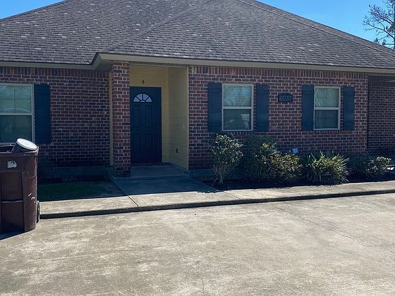 2nd image of 6033 Nobie Ln #A