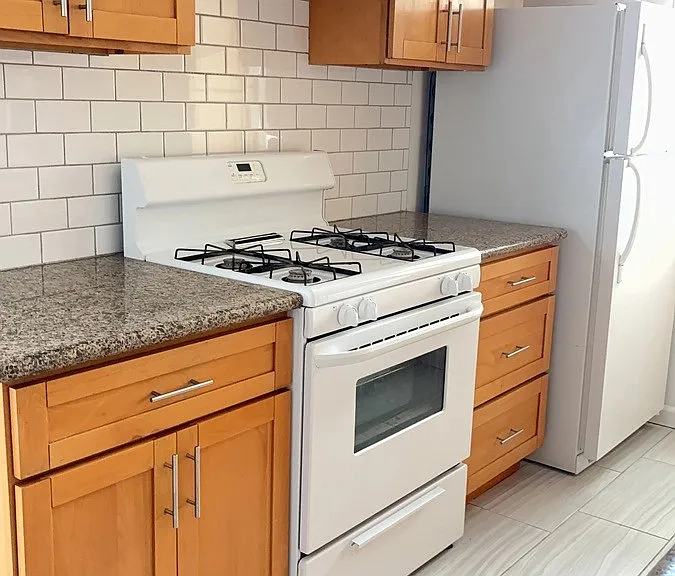 823-825 Fairview Ave #823-12B — Photo 4