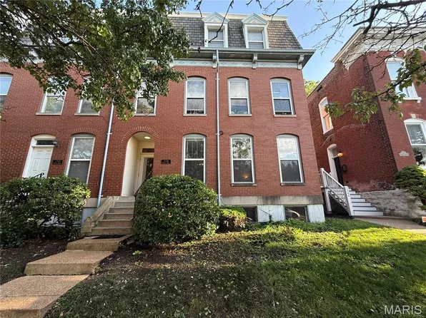 2336 Rutger St APT B, Saint Louis, MO 63104