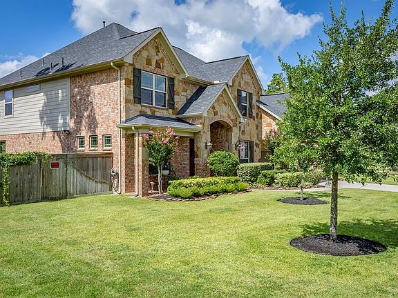 3rd image of 12810 Kinkaid Meadows Ln