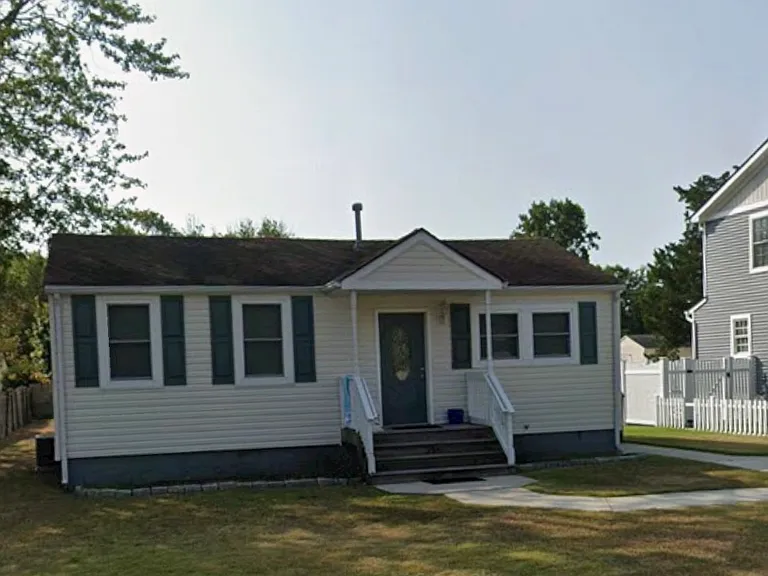 234 Saint John Ave — Photo 1