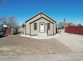 203 E 4th St, Park, KS 67751
