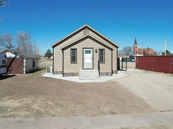203 E 4th St, Park, KS 67751