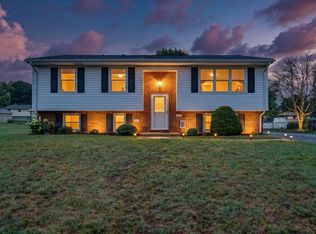 5647 Capito St, Roanoke, VA 24019