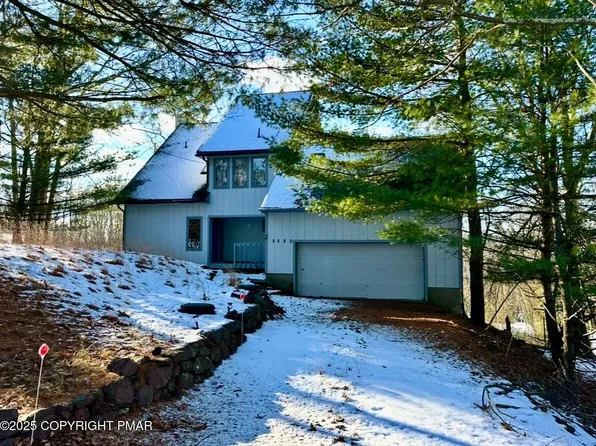 3580 High Crest Rd, Canadensis, PA 18325