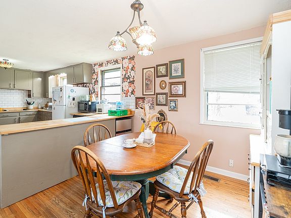 5th image of 1610 Bartway Dr