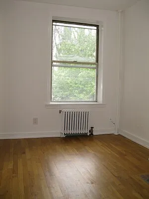 Rented by Tower Brokerage | media 55