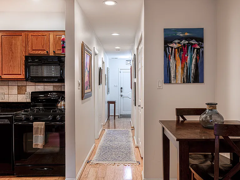 1643 Park Rd NW #2 — Photo 10