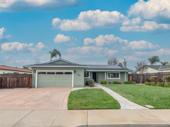 64 Cameo Dr, Livermore, CA 94550