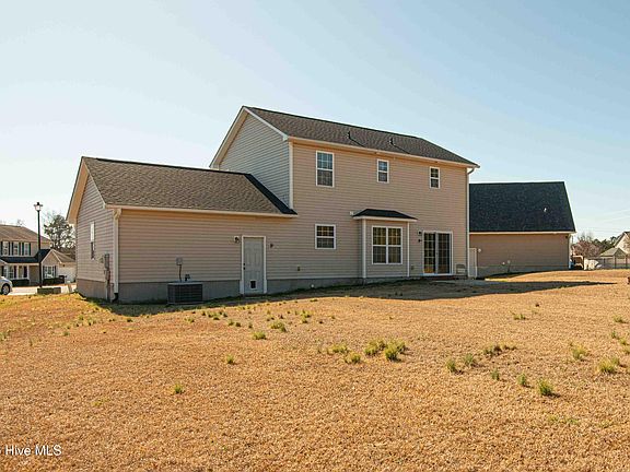 3rd image of 111 Indigo Drive