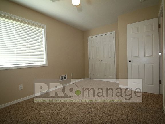 4th image of 410 Energy Dr APT 3