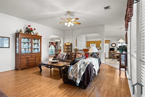 10202 Bent Tree Dr — Photo 16
