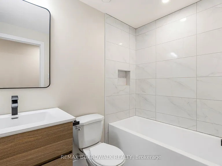 1348 Avenue Q #B — Photo 14