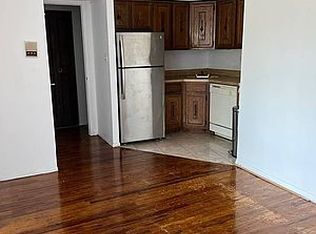 213-49 38th Ave #3, Bayside, NY 11361