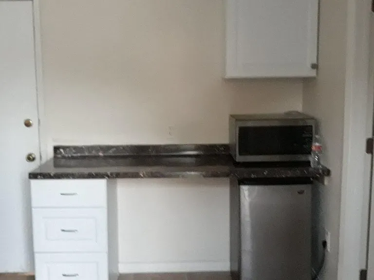 916 S Calmgrove Ave — Photo 6