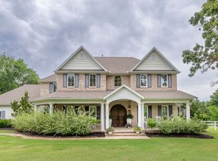 3576 Magnolia Ct, Fayetteville, AR 72703