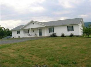 2246 Community Center Rd, Saint Thomas, PA 17252