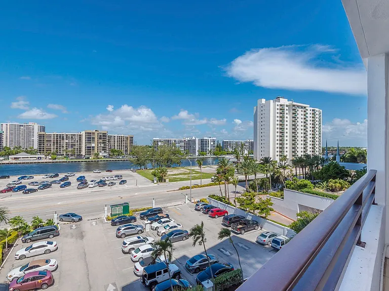 3505 S Ocean Dr #5-ID1049820P — Photo 17