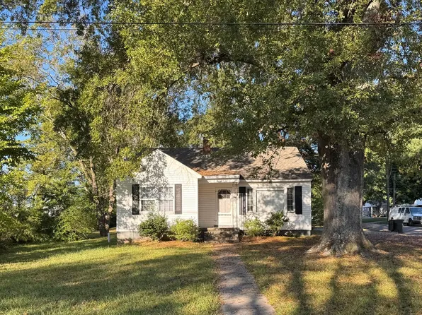 328 N Heard St, Senatobia, MS 38668
