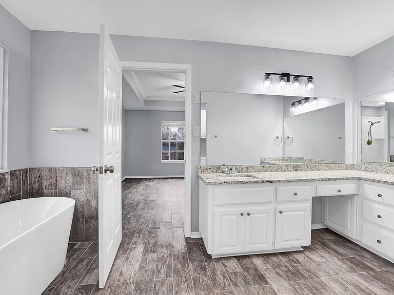 3401 Kinross Dr — Photo 22