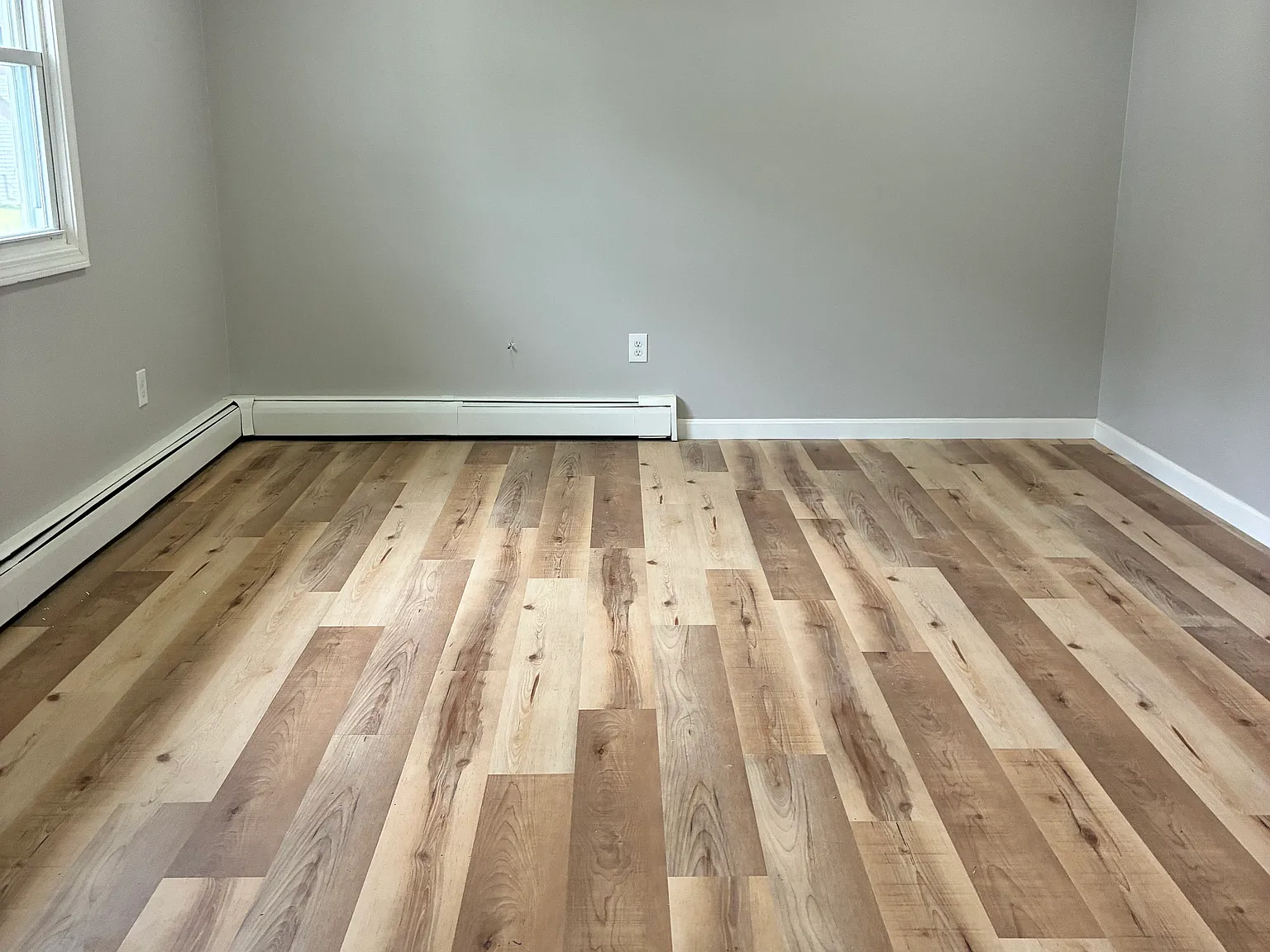 3 bed, 1100 sqft, $2,450 — Photo 4