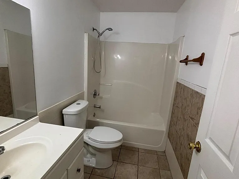 177 Palmer St #B — Photo 4