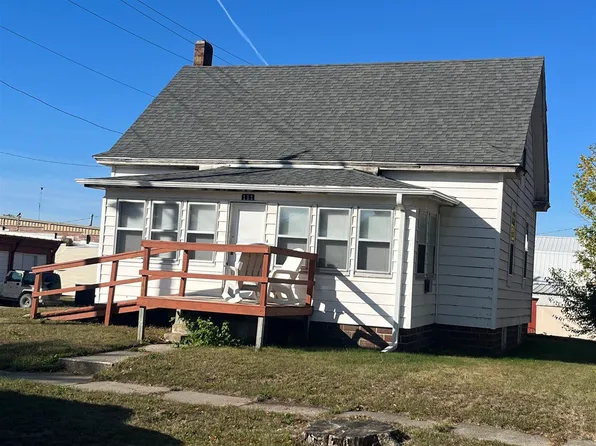 111 N Illinois, Hubbard, IA 50122