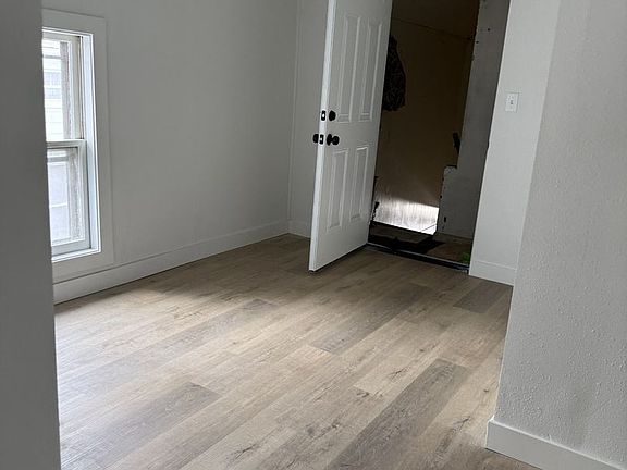 3rd image of 507 Washington Ave #507A