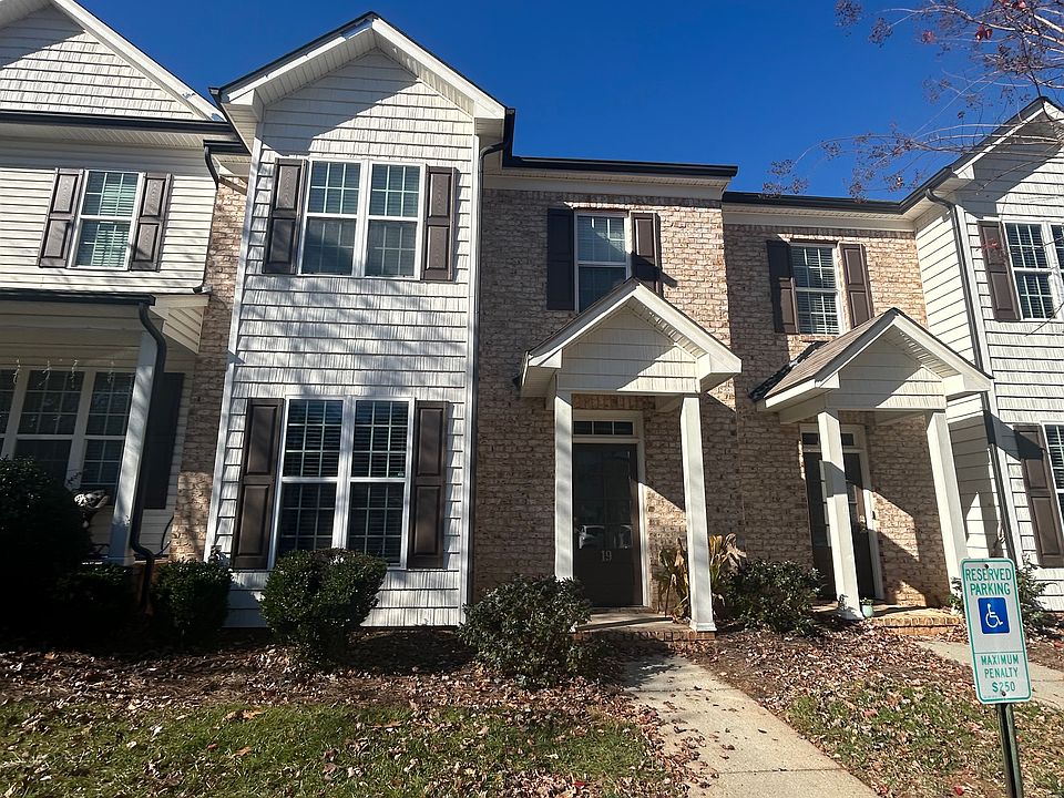 1st image of 19 Nandina Dr