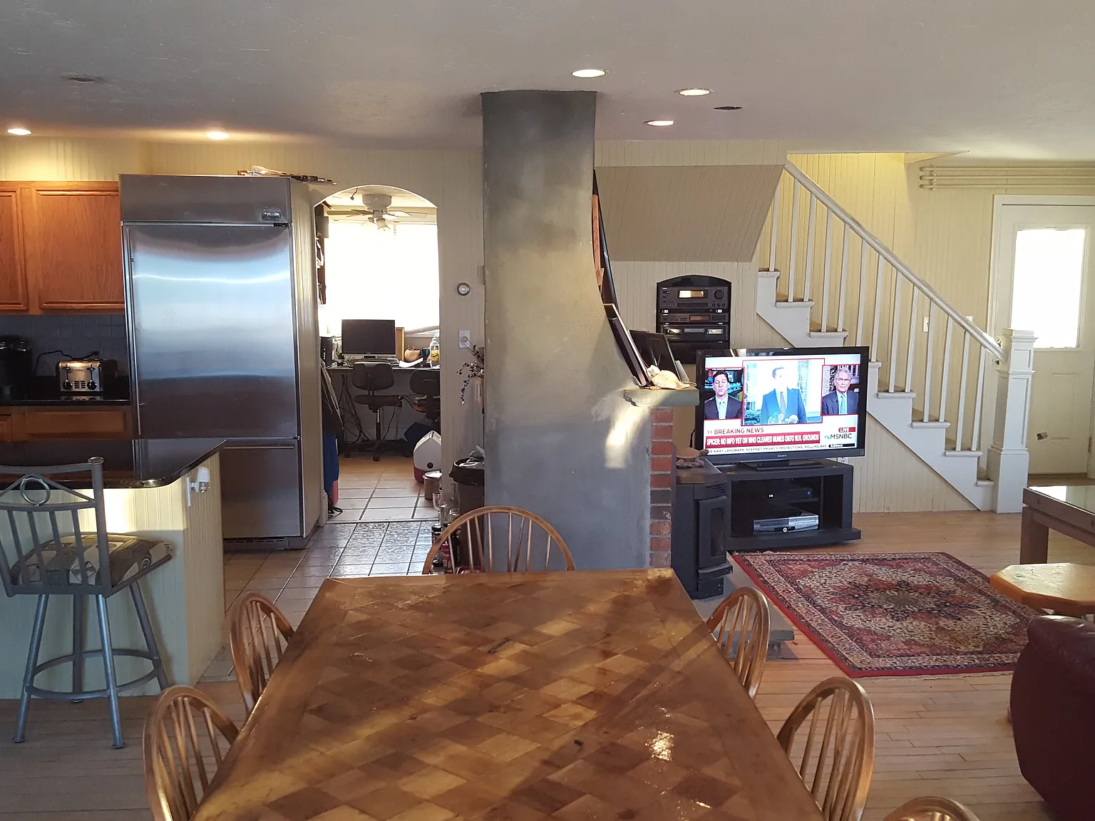 4 bed, 2800 sqft, $3,300 — Photo 4