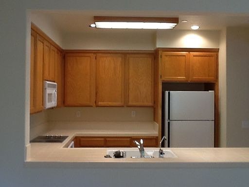 5th image of 716 Rosemary Clooney Ct