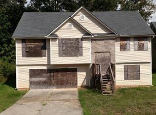 6748 Silver Maple Dr, Rex, GA 30273