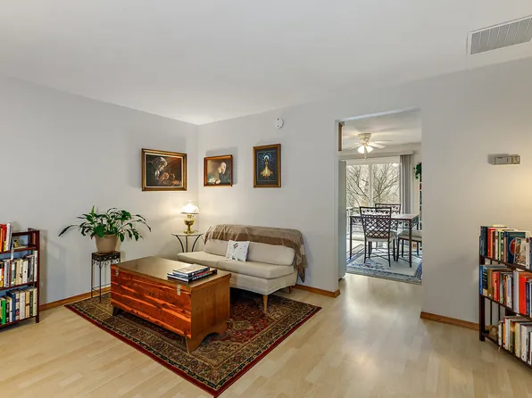 381 Glenn St, Ashland, OR 97520