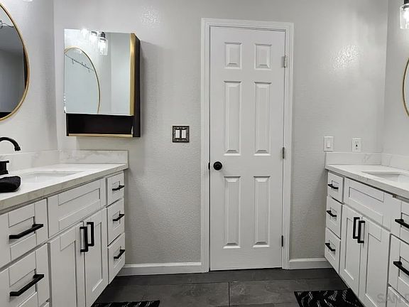 5th image of 8587 Alpine Ave
