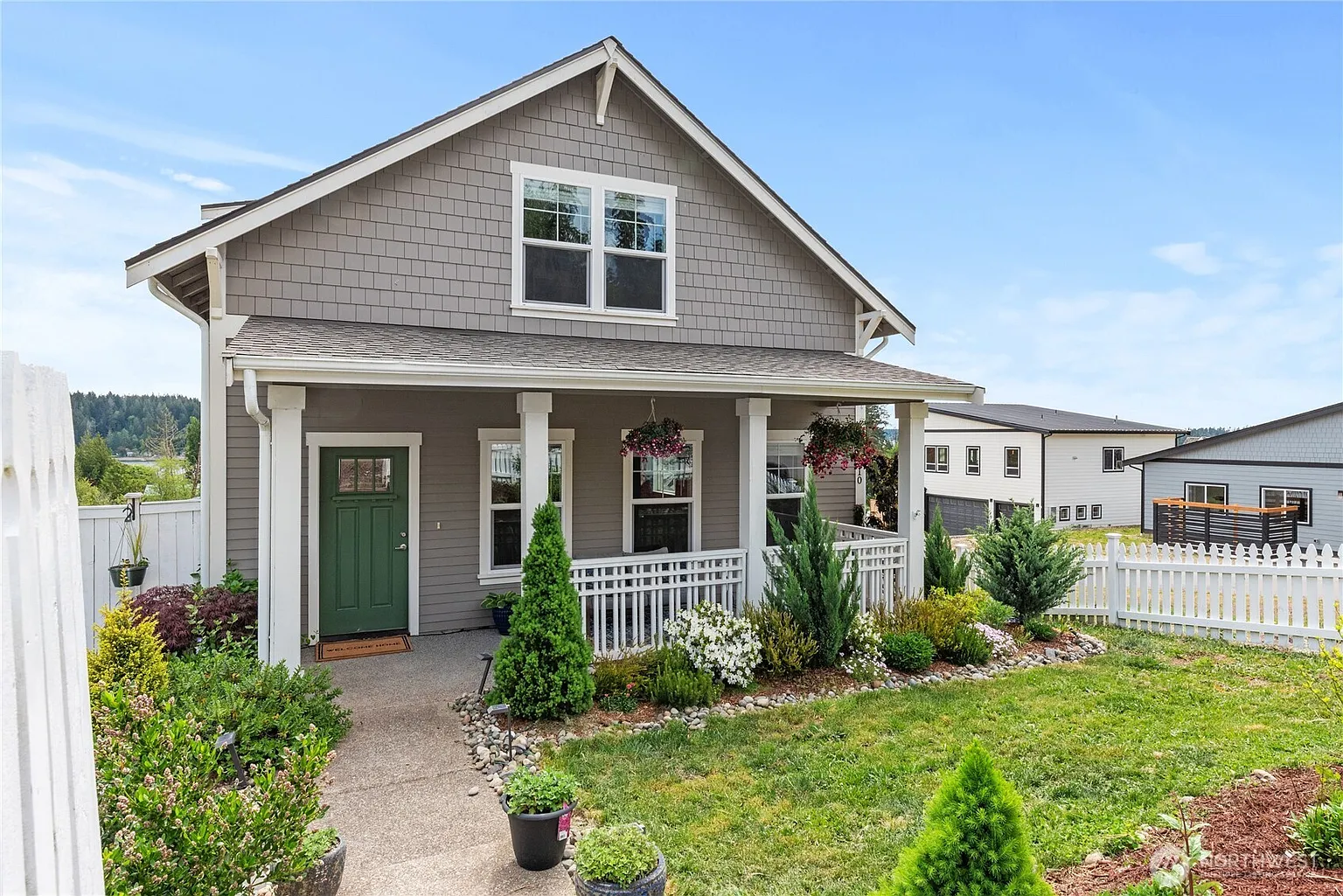 210 E Cedarland Lane photo 1